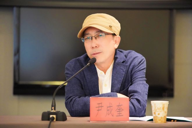 文章附图